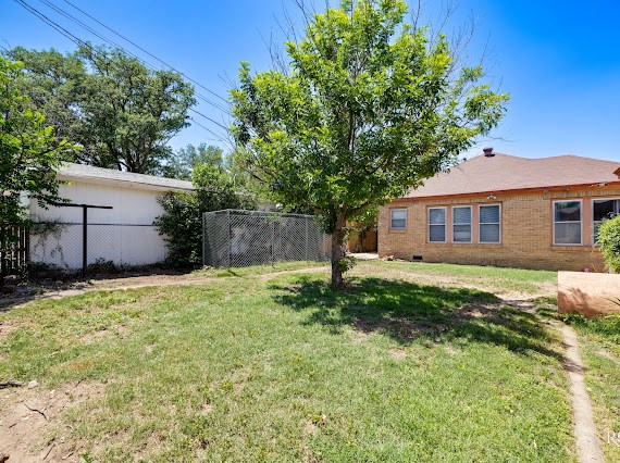 2229 Waco St Property Photo 28