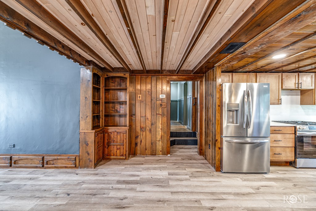6631 Goodland Loop Property Photo 8