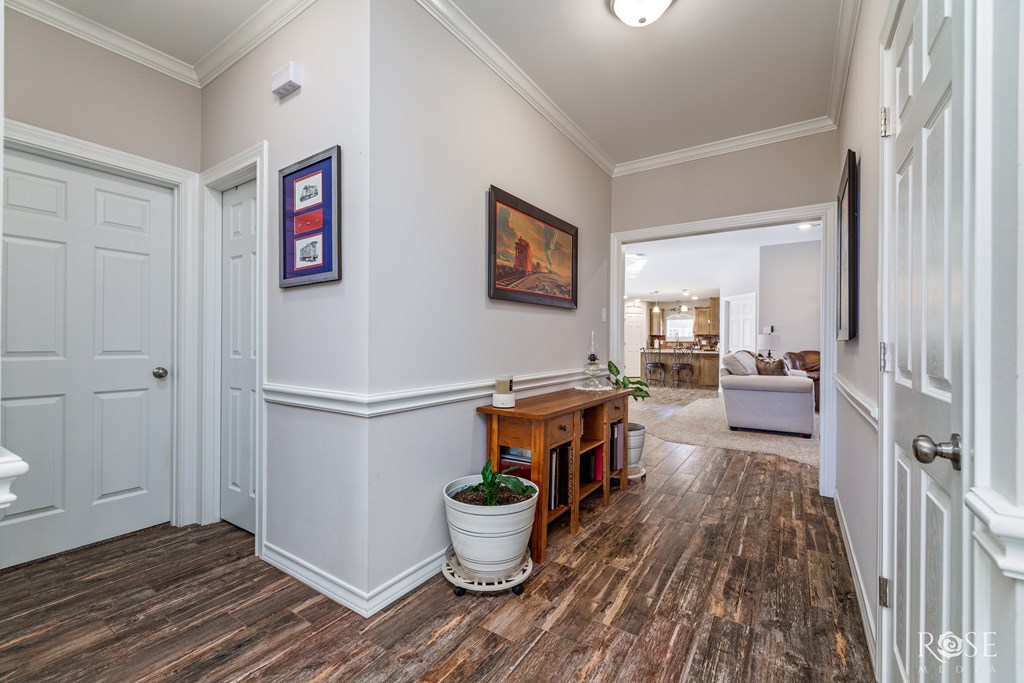 4137 Sedona Trail Property Photo 6