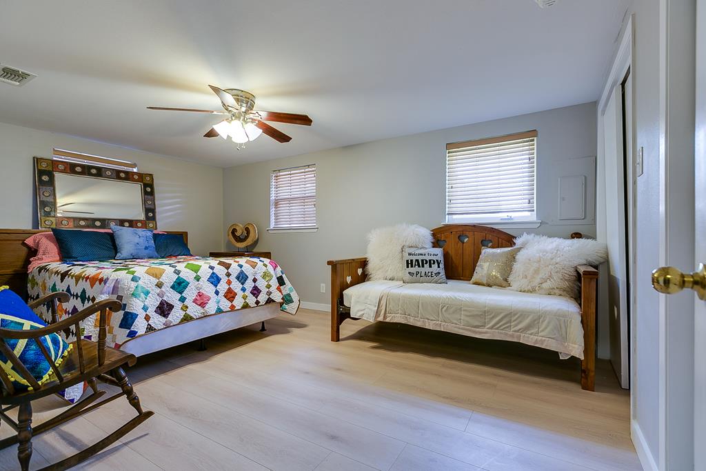 2458 Fishermans Rd Property Photo 14
