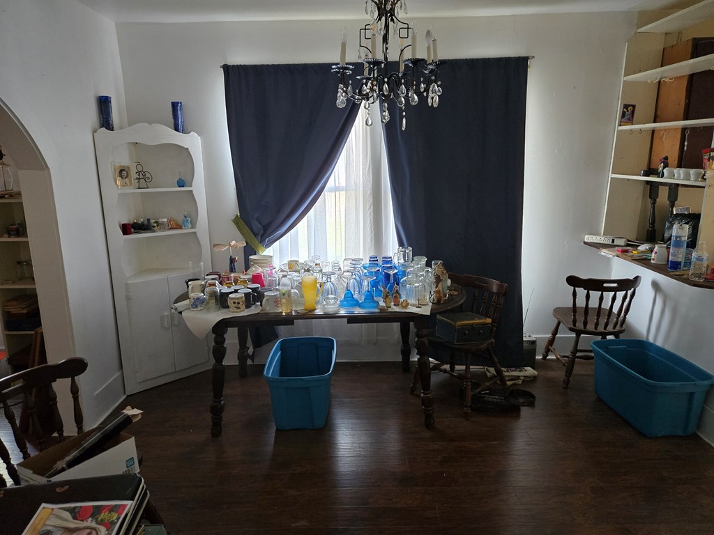 1805 S Van Buren St Property Photo 3