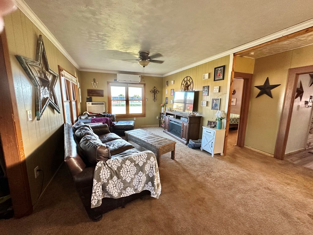 1501 Bishop St Property Photo 3