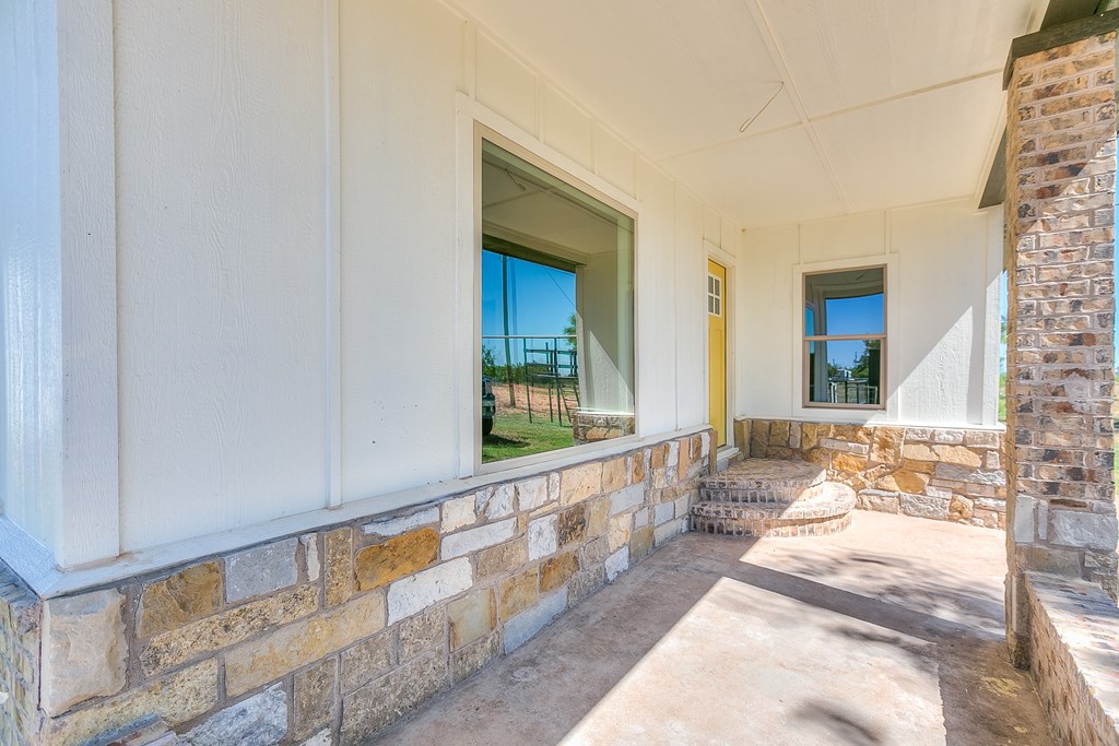 5001 Fm 2333 Property Photo 9
