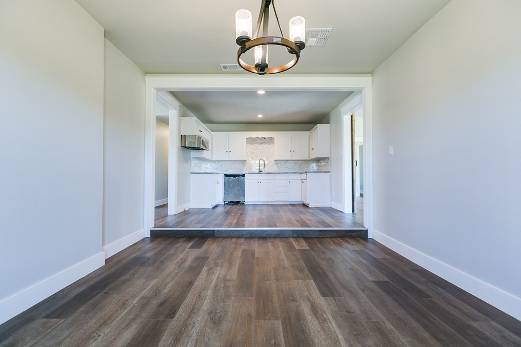 5001 Fm 2333 Property Photo 15