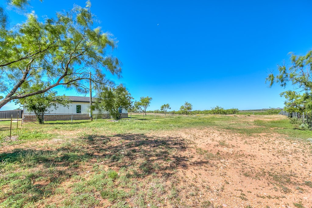 5001 Fm 2333 Property Photo 43