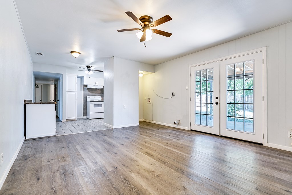 2021 Field Ave Property Photo 10