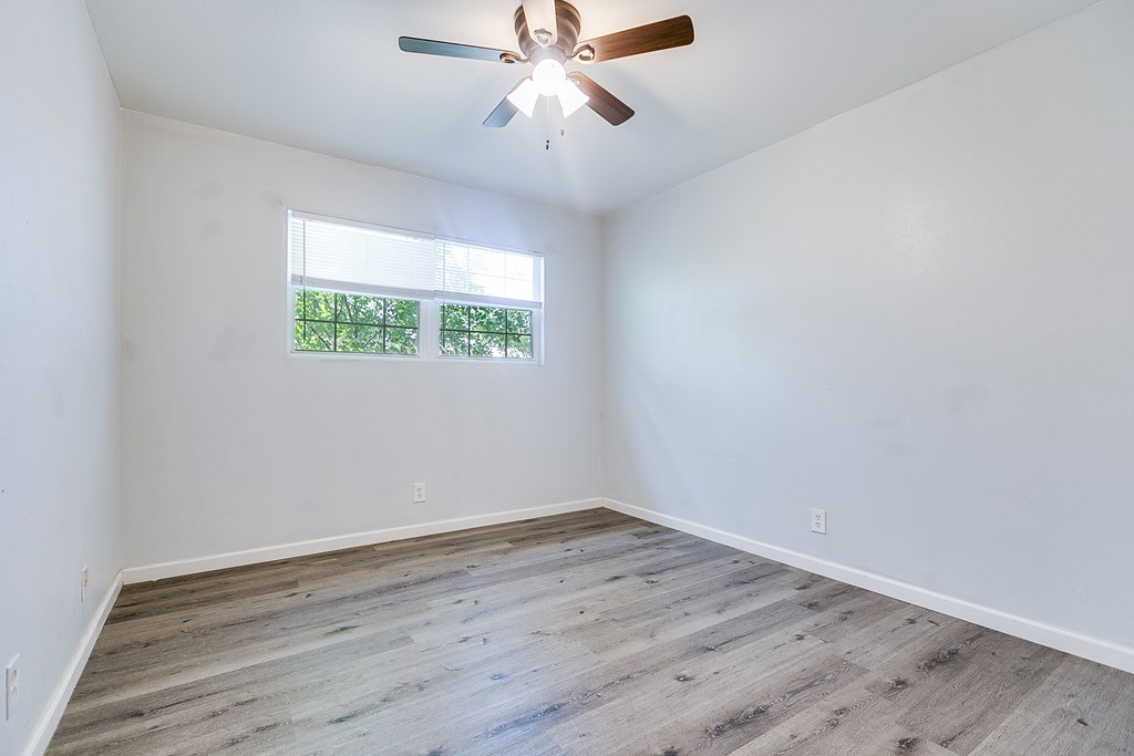 2021 Field Ave Property Photo 18