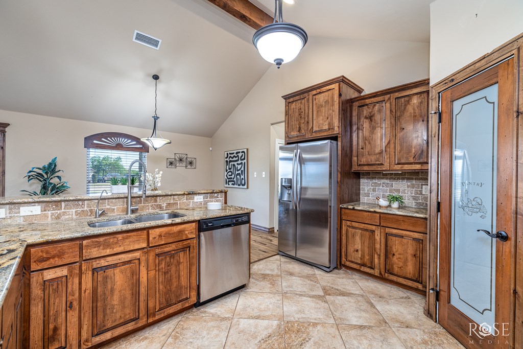 7738 Bison Trail Property Photo 8