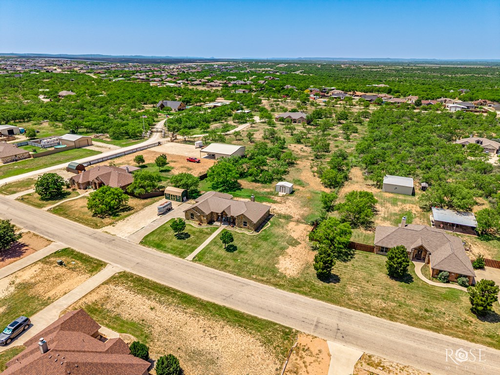 7738 Bison Trail Property Photo 32