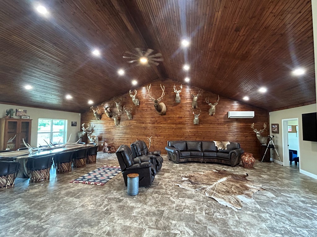 2553 Stonewall Valley Lane Property Photo 13