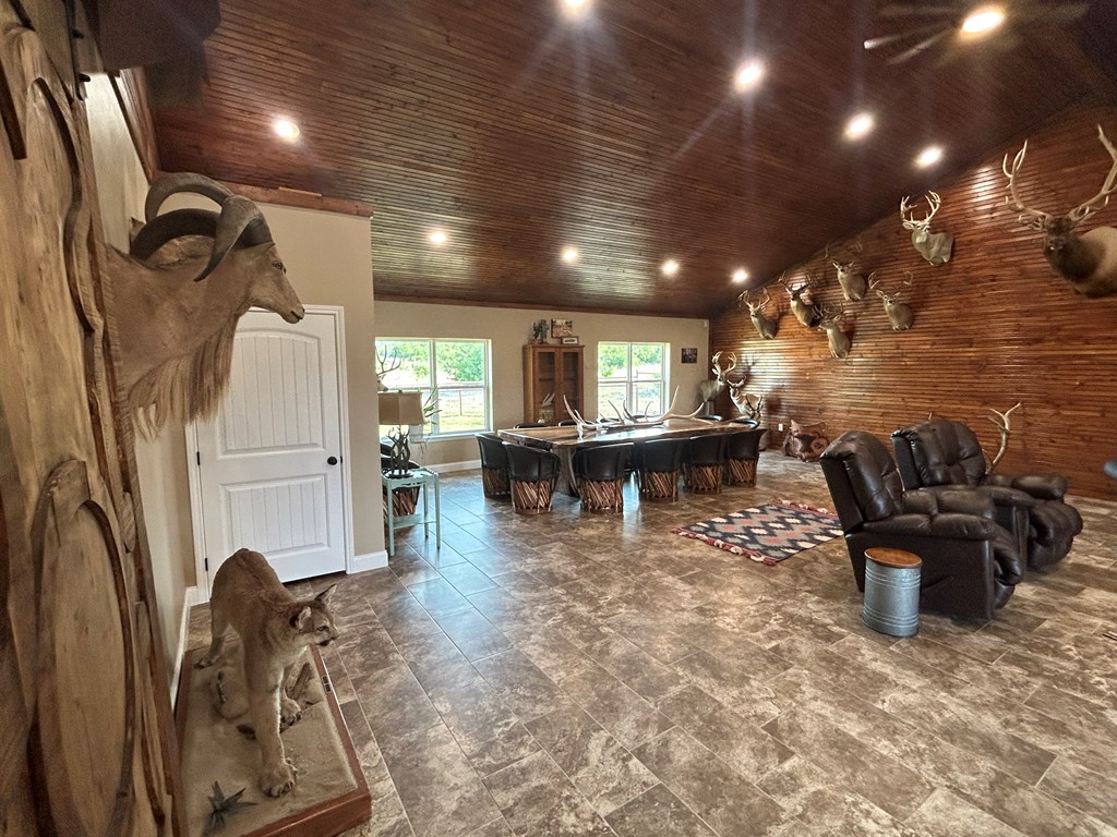 2553 Stonewall Valley Lane Property Photo 14