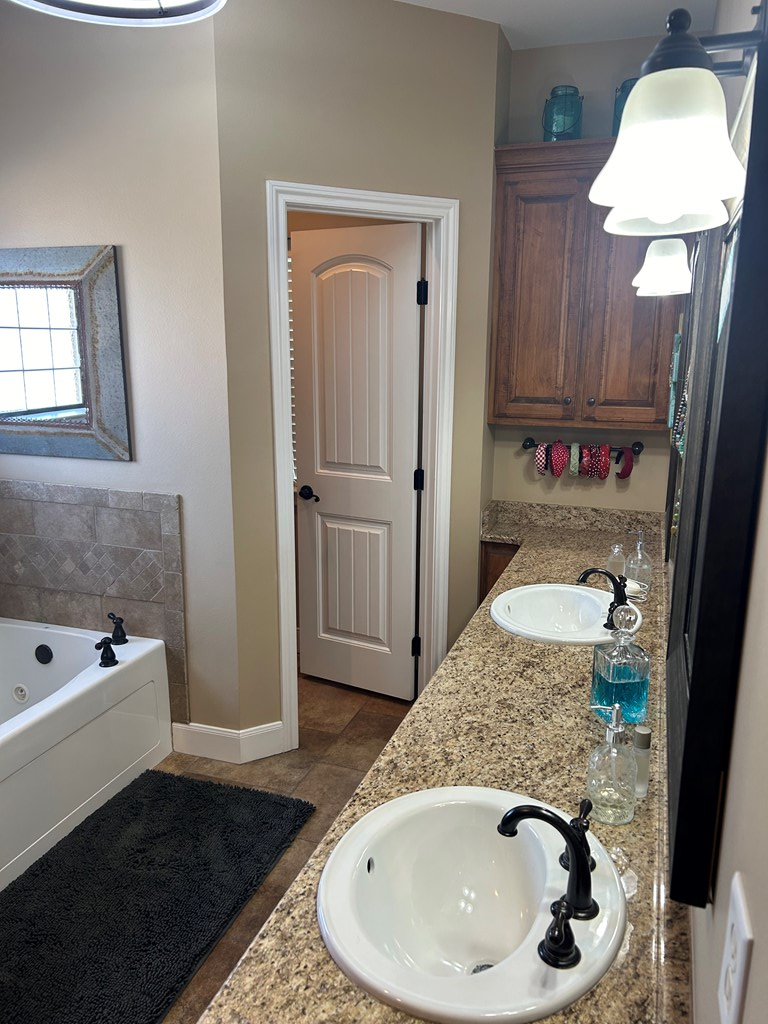 2553 Stonewall Valley Lane Property Photo 19