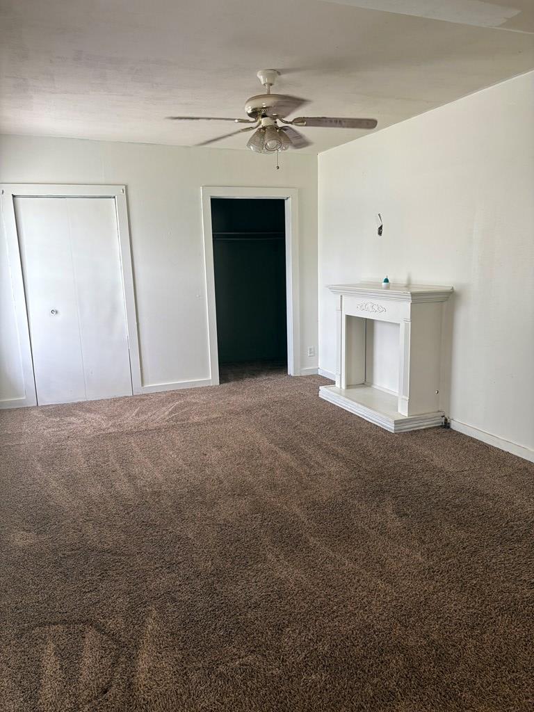 811 Akin St Property Photo 14