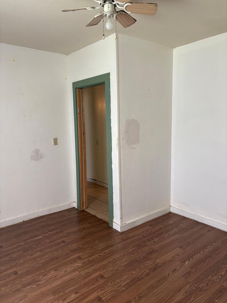 811 Akin St Property Photo 29
