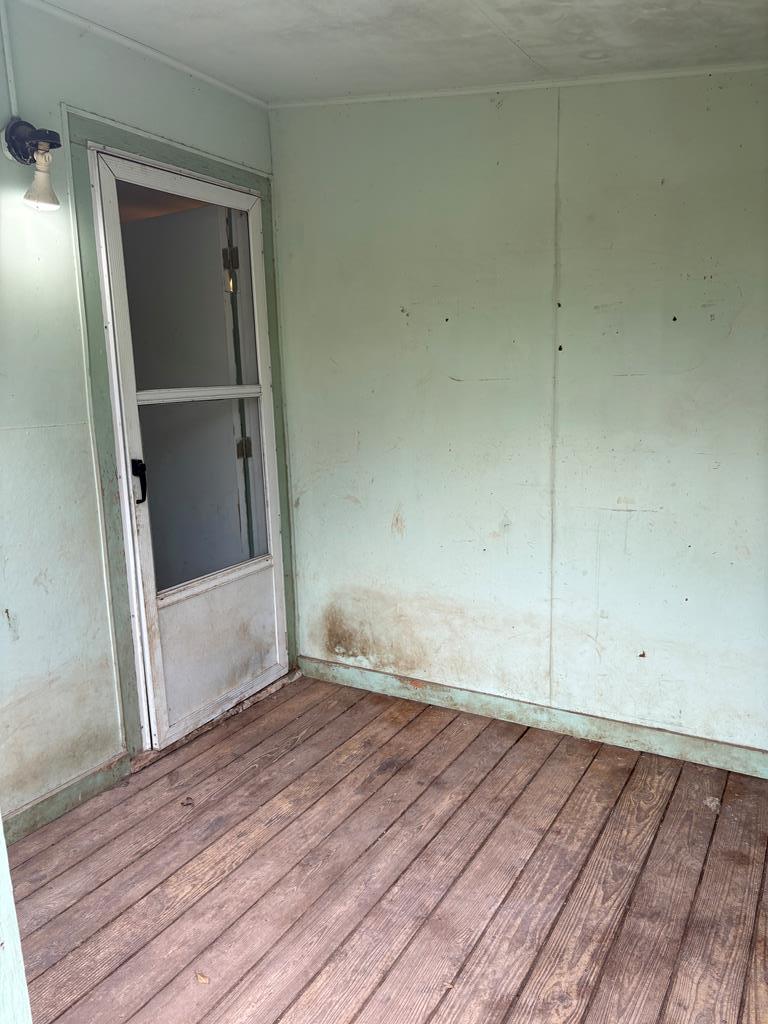 811 Akin St Property Photo 35