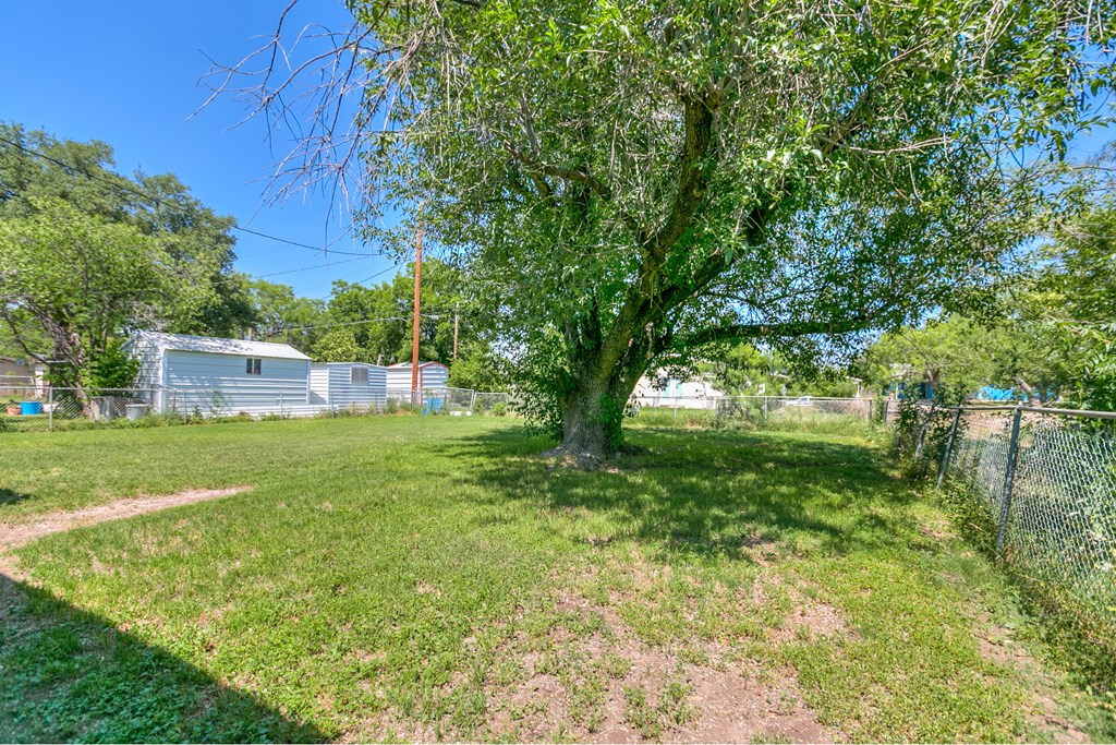 1632 Mission Ave Property Photo 23