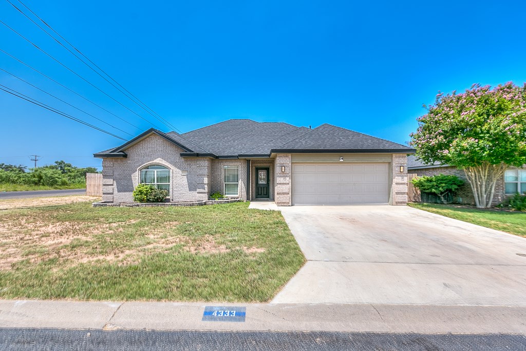 4333 Chisholm Trail Property Photo 2