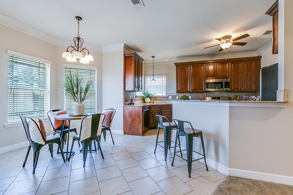 4333 Chisholm Trail Property Photo 11