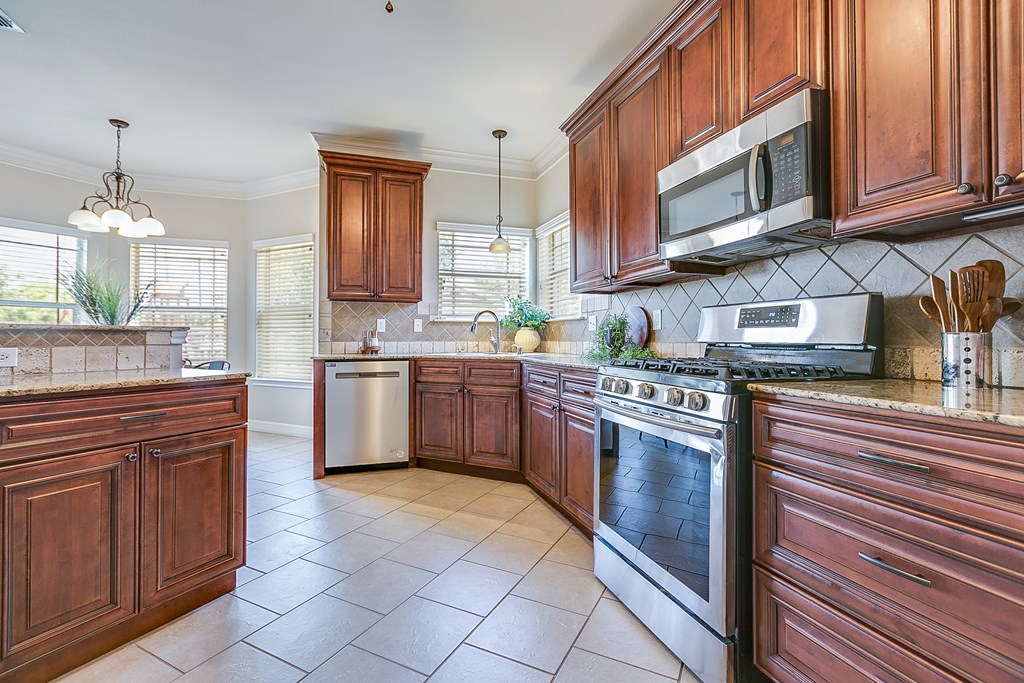 4333 Chisholm Trail Property Photo 14