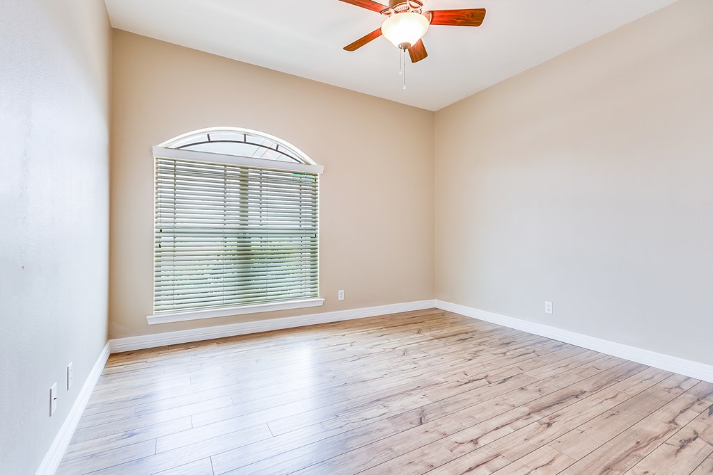 4333 Chisholm Trail Property Photo 29