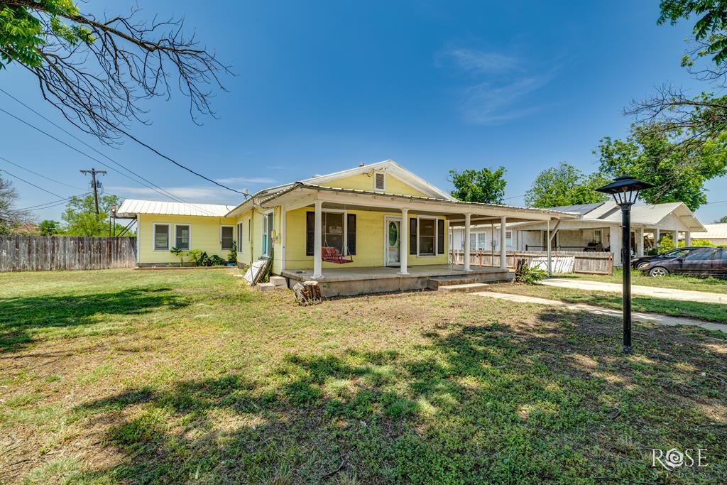 804 S Concho Ave Property Photo 1