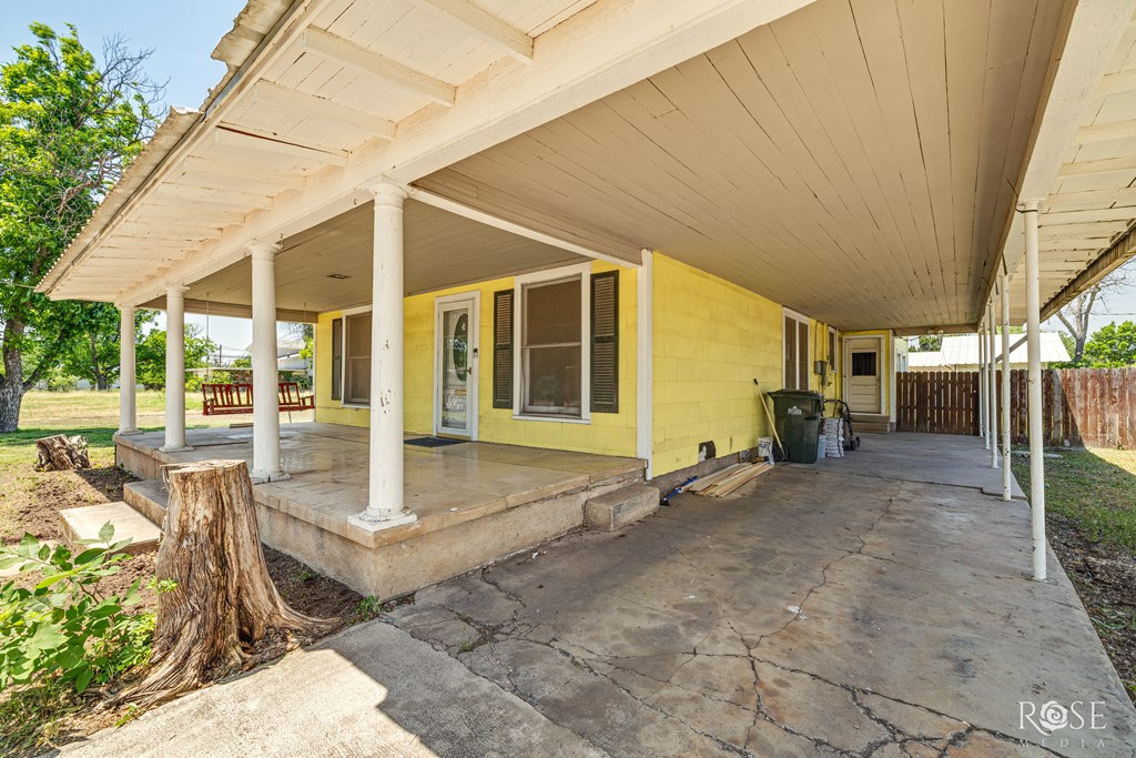 804 S Concho Ave Property Photo 5