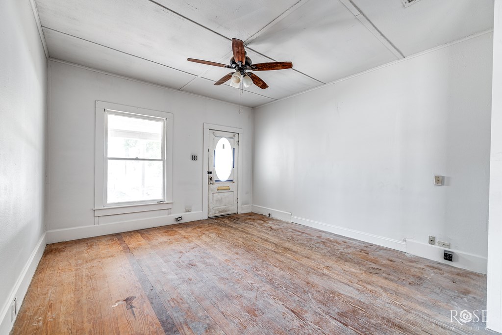 804 S Concho Ave Property Photo 9