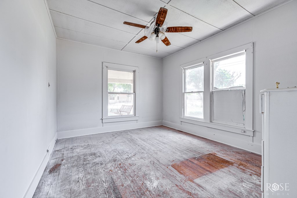 804 S Concho Ave Property Photo 16
