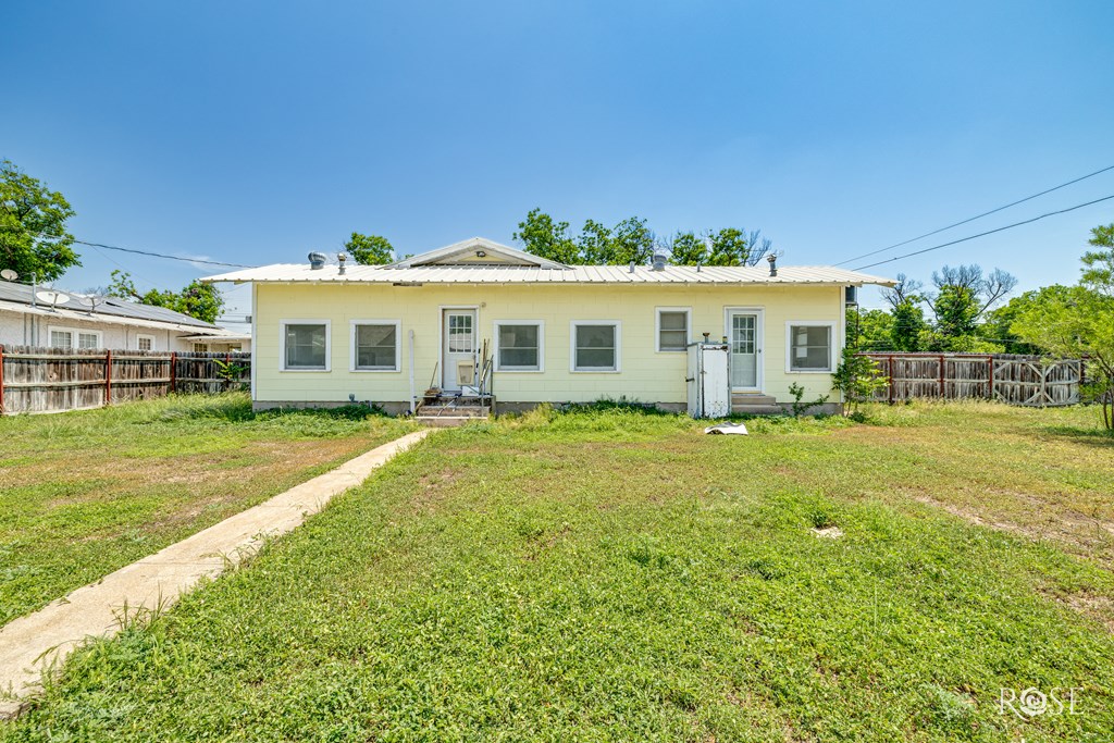 804 S Concho Ave Property Photo 23
