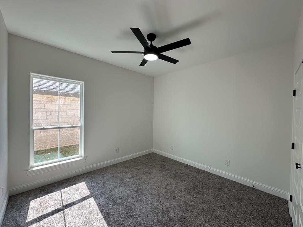 3121 Cedarhill Dr Property Photo 7