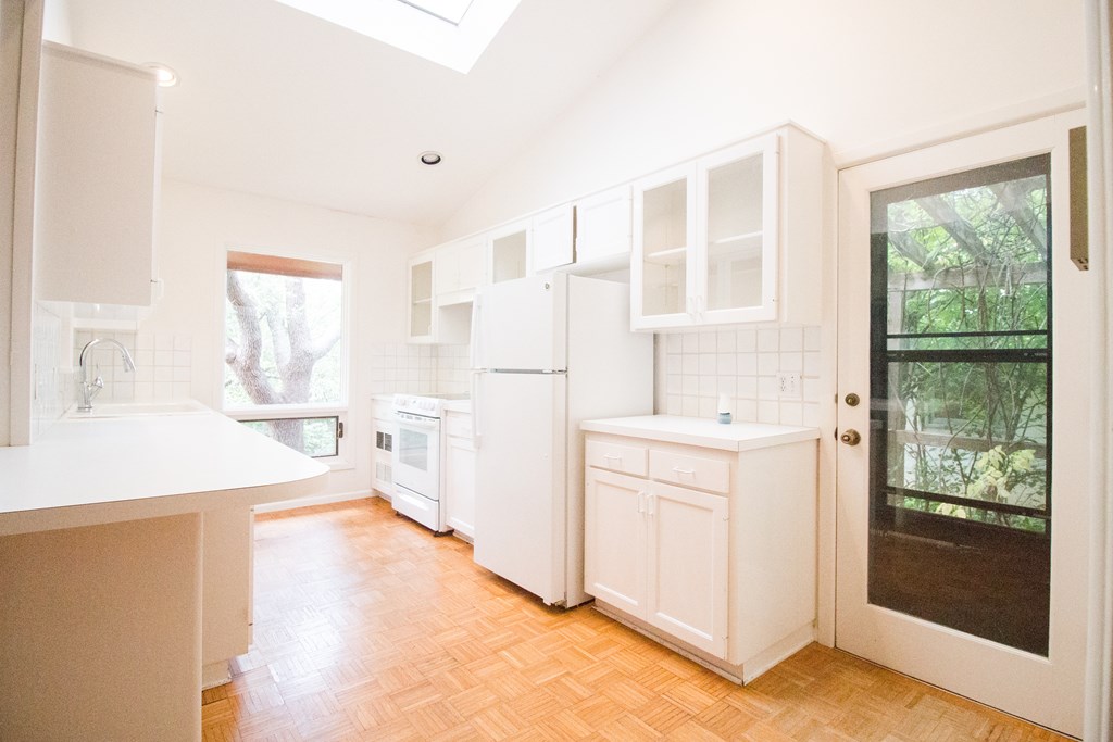 27 Yucca St Property Photo 6