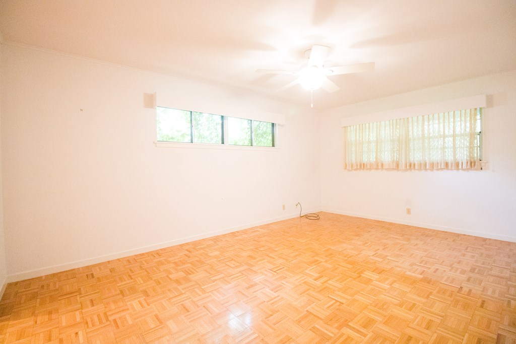 27 Yucca St Property Photo 12