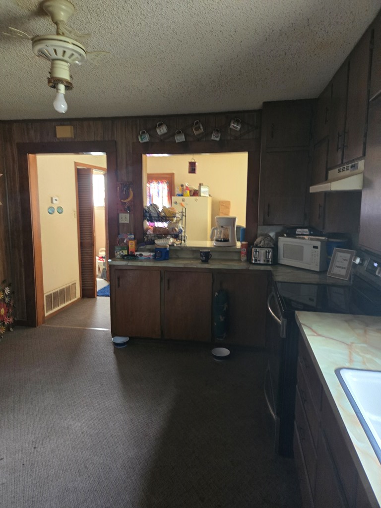400 N Pennsylvania Ave Property Photo 4