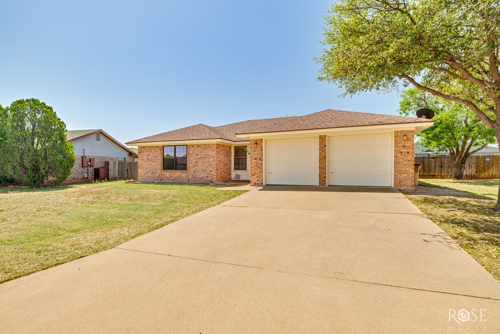 5821 Davenport Dr Property Photo 2