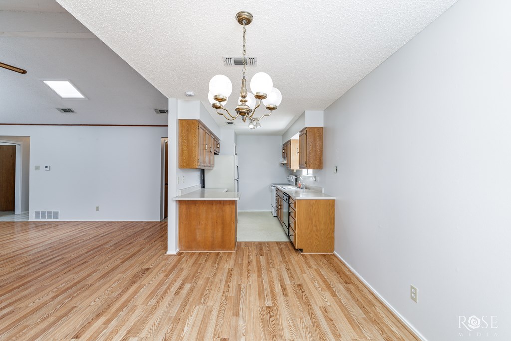 5821 Davenport Dr Property Photo 12