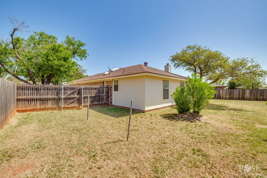 5821 Davenport Dr Property Photo 26