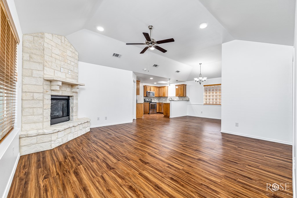 4129 Sedona Trail Property Photo 9