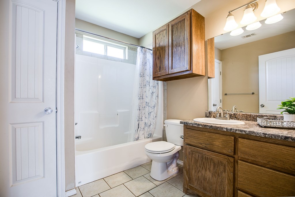 2902 Freeland St Property Photo 15