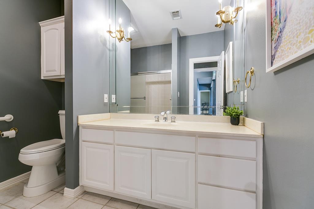 1001 Avondale Ave Property Photo 15