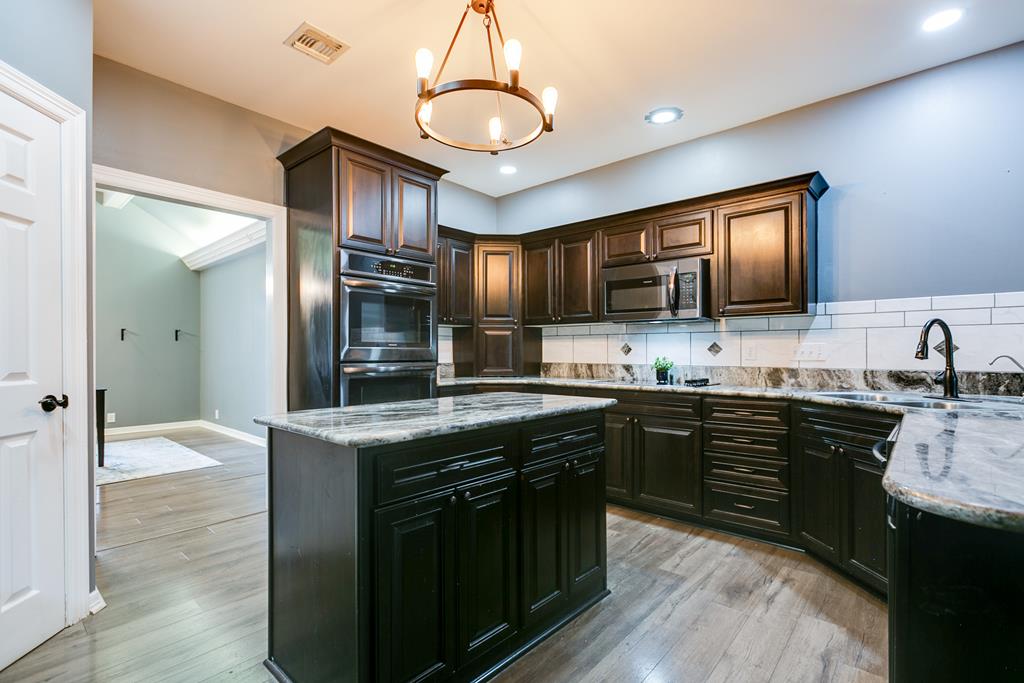 1001 Avondale Ave Property Photo 33