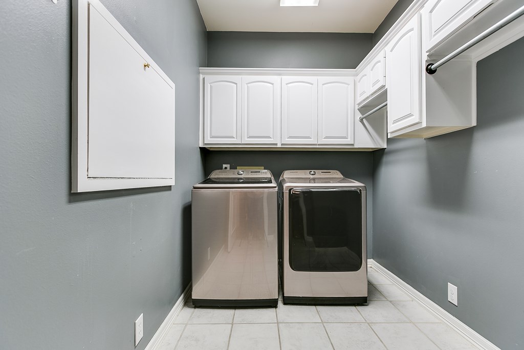 1001 Avondale Ave Property Photo 47