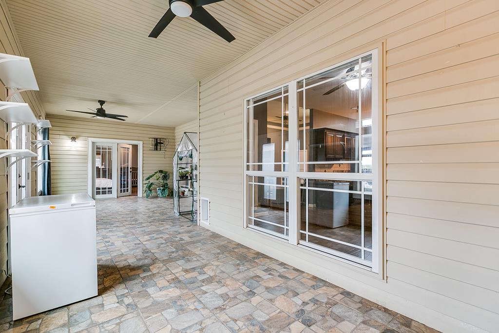 1001 Avondale Ave Property Photo 51