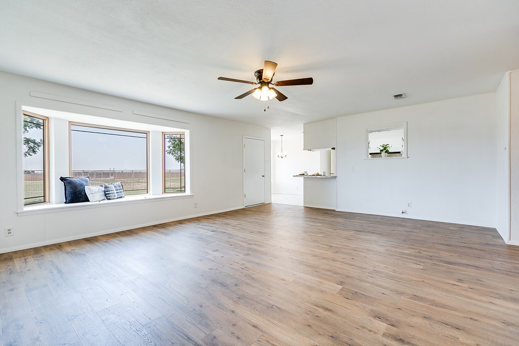 7077 Bean Rd Property Photo 12