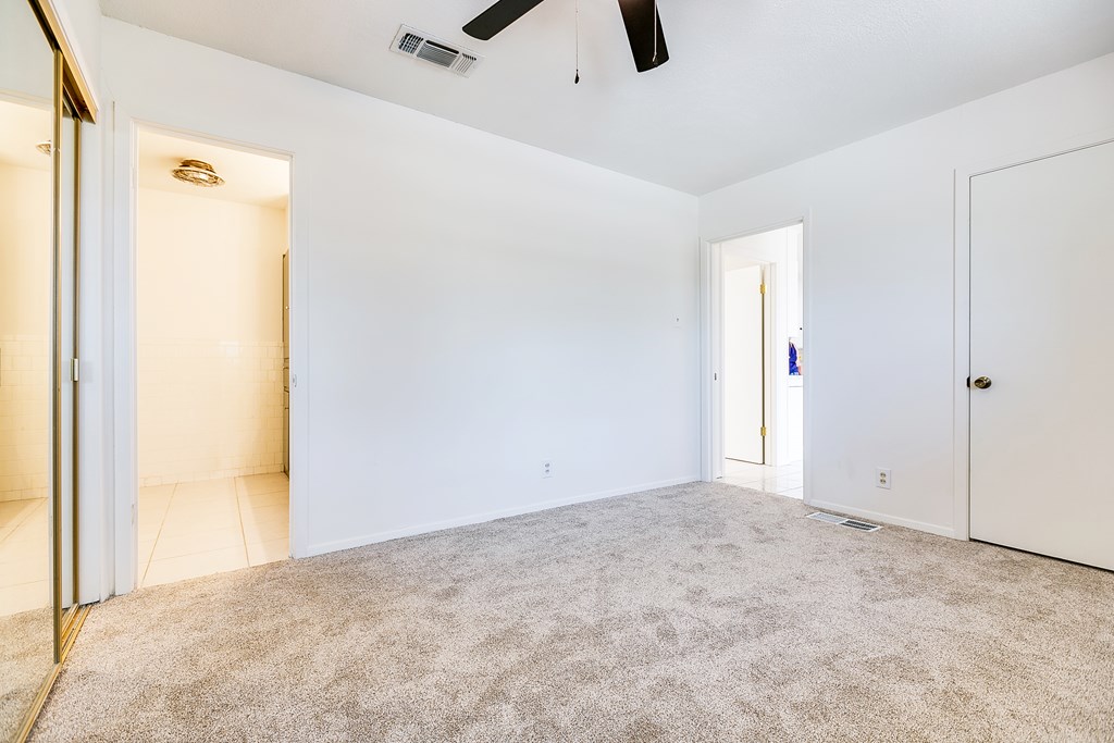 7077 Bean Rd Property Photo 19