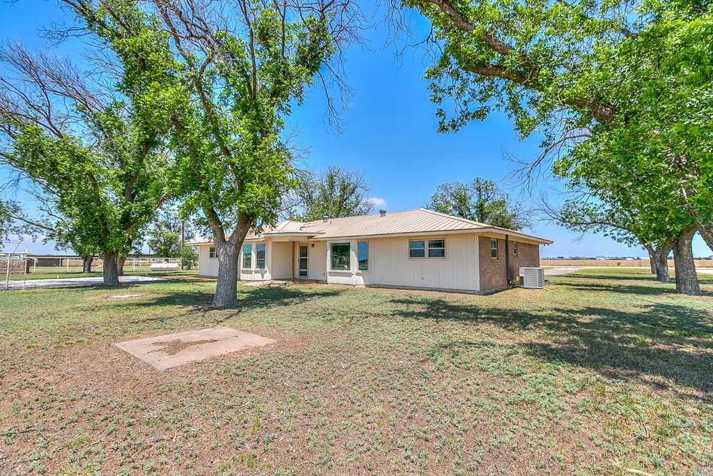 7077 Bean Rd Property Photo 32