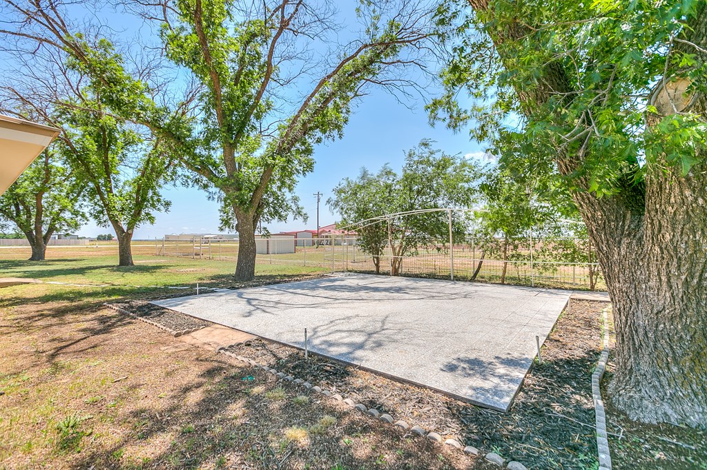 7077 Bean Rd Property Photo 36