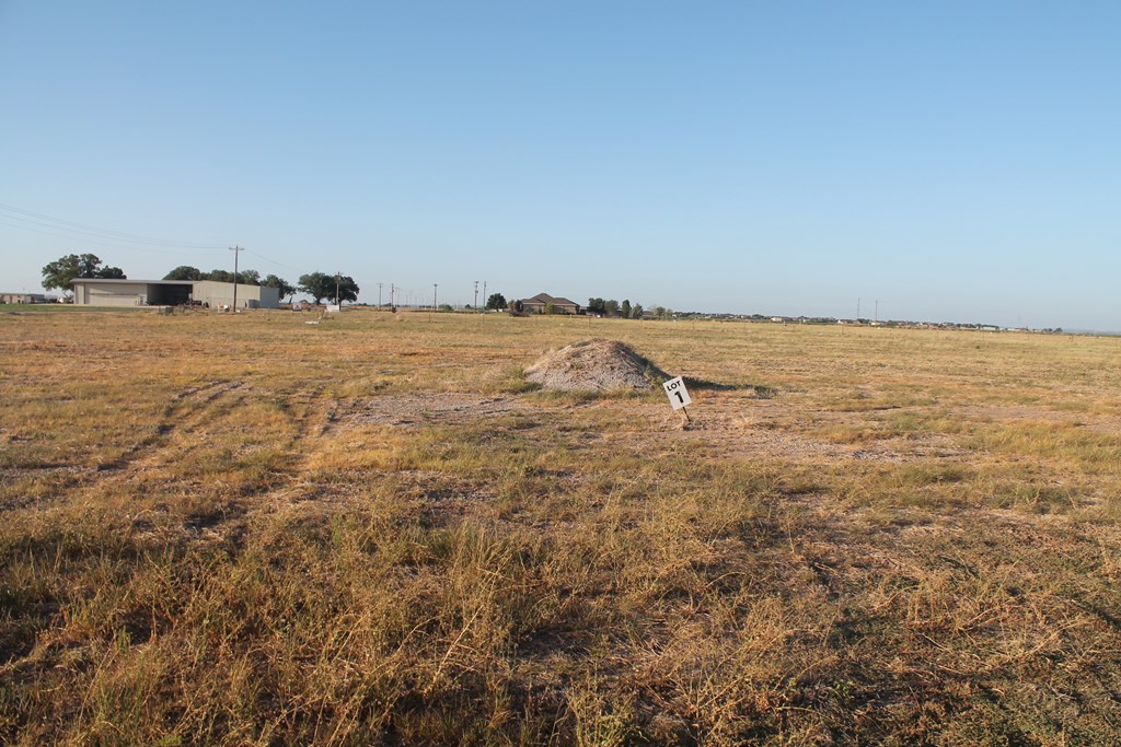 8715 Lance Rd 1 Property Photo 3