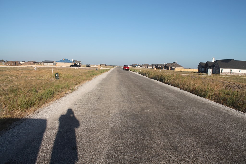 8715 Lance Rd 1 Property Photo 4