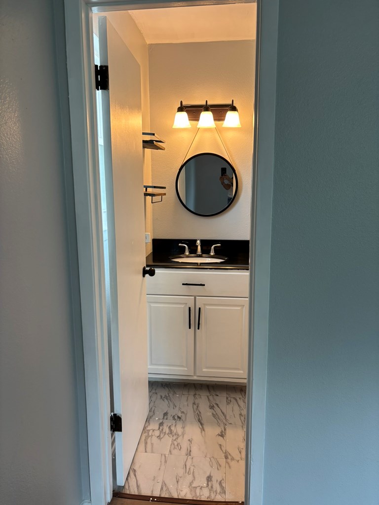 1014 Alpha Circle Property Photo 27