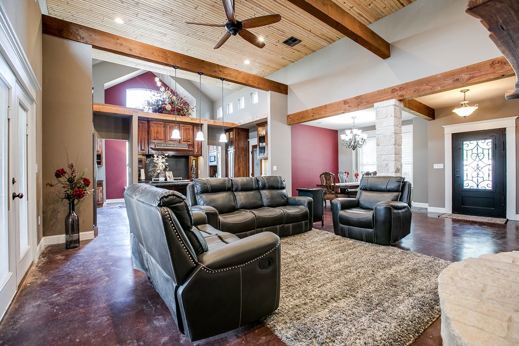 2030 Silver Creek Court Property Photo 10